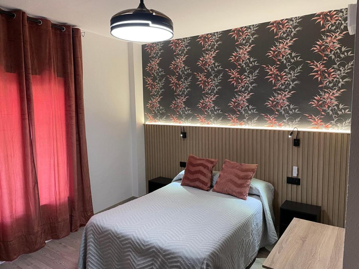 Hostal Calderon De La Barca Zalamea de la Serena Esterno foto